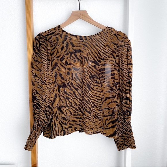 Gianni Tiger Print Bishop Sleeve Top Tie Back Animal Print Brown Orange NEW - Picture 4 of 16